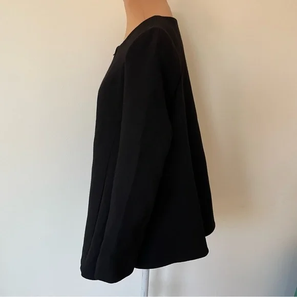 L’Autre Chose Black Virgin Wool Zipper Front Short Trapeze Jacket EUC Size 42/L - Picture 2 of 10